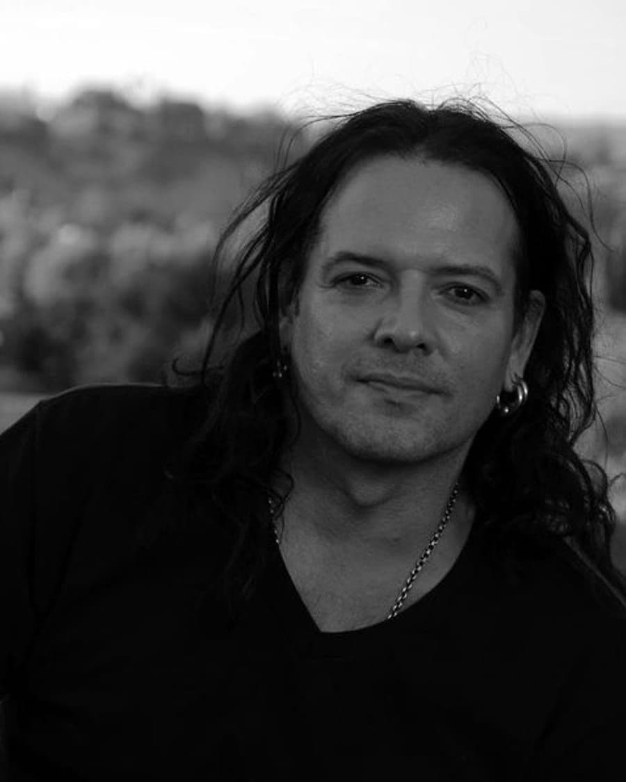 Paul Blazek — Percussion, Calé